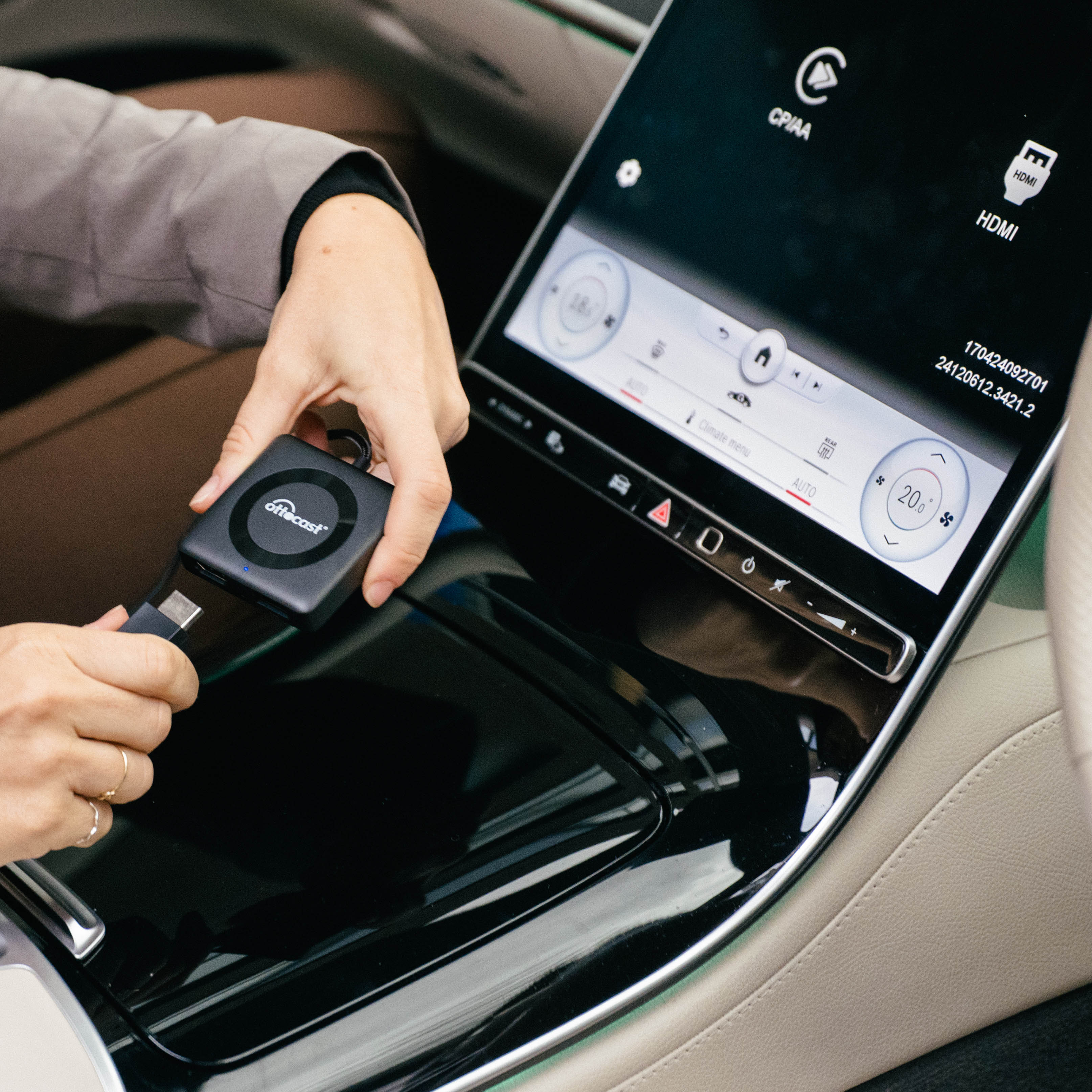 오토캐스트 CAR TV MATE MAX 무선 미러링 카플레이 앤 안드로이드 오토 TV스틱 HDMI 전용 어댑터