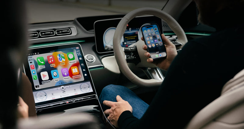<h4><strong>끊김 없는 무선 CarPlay & Android Auto</strong></h4>